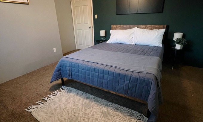 Medford House | Charming & Cozy 3 BDR home, your perfect getaway!