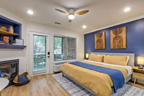 Helen House | Charming Downtown Helen Getaway