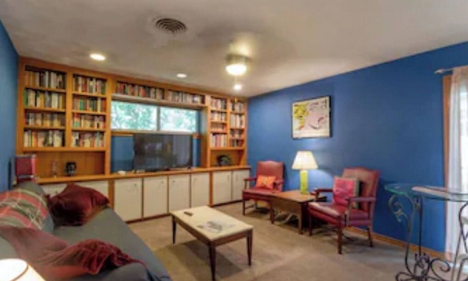 White Rock Hills House | Charming East Dallas Home