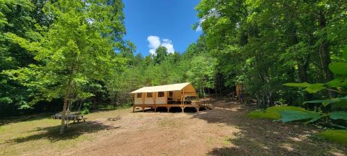 Lenoir Other | Charming enclave Luxury tent in the woods Tent 3 Bambi's playground