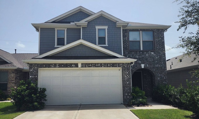 Barker House | Charming Family Friendly 3 bedroom home in NW Houston