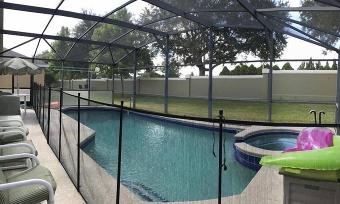 Marbella House | Charming Family Villa in Marbella, Davenport 4BR / 2BA: GAMEROOM