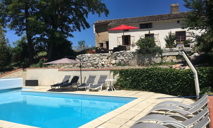 Bardigues Other | Charming farmhouse near Toulouse with swimming pool. Pet and family friendly.