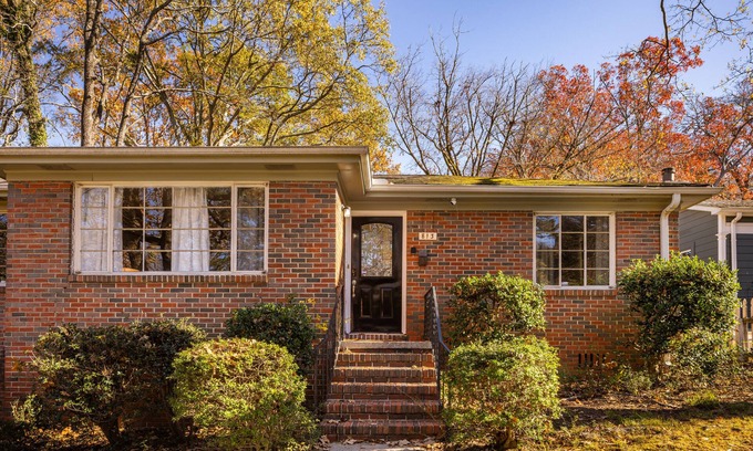 Forest Park House | Charming Forest Park Home with large yard; close to downtown, restaurants
