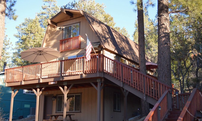 Whispering Forest Cabin | Charming Gambrel Cabin, Renovated, View Deck w/firepit, BBQ, large lot, peaceful