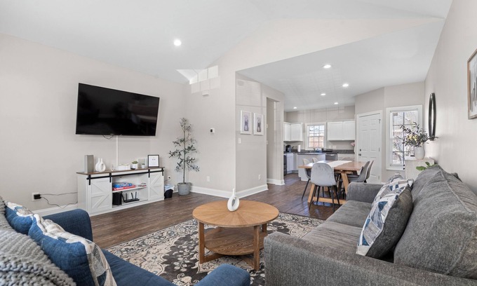 Gastonia House | Charming Gastonia Escape 3BR 2BA New Furnishings