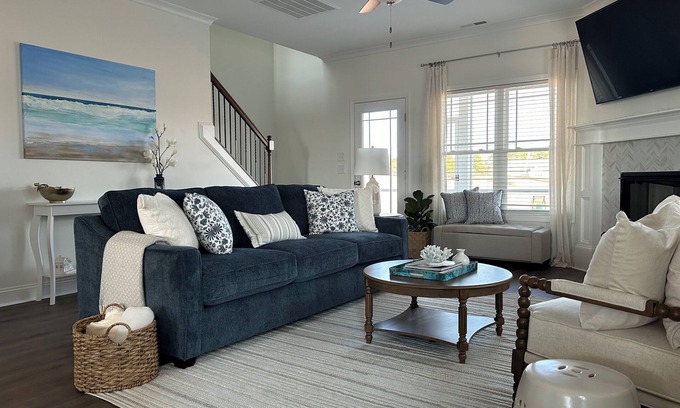 Morehead City House | Charming Golfer's Dream Near the Beach 3BD/2.5BA house in peaceful Beaufort
