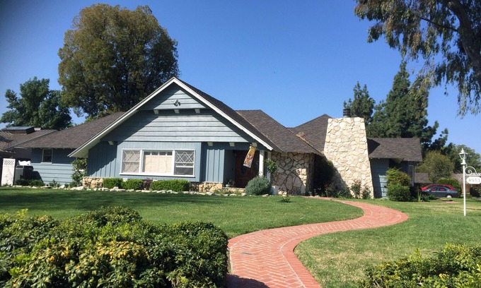 Northridge House | Charming Guest House in Sherwood Forest, Northridge, CA
