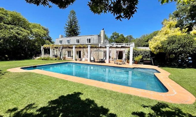 Constantia Apartment | Charming Guest Suite in the Constantia Wine Valley