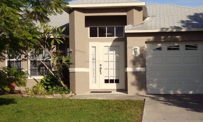 Fort Myers House | Charming Gulf-Access Waterfront Home with Private Dock & Heated Pool/Spa.