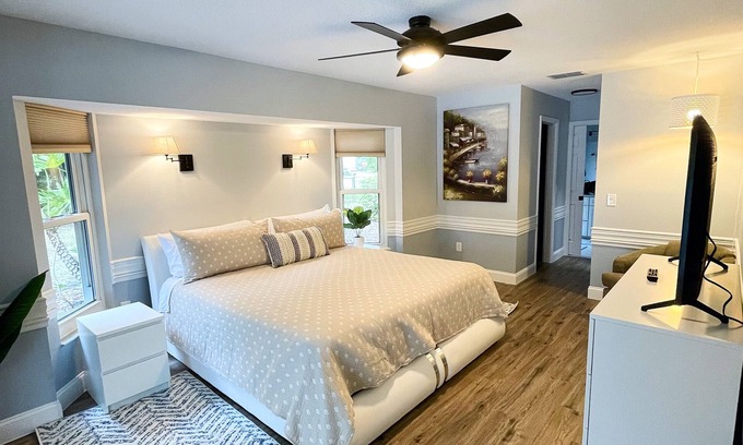 North Port House | Charming heated pool home
