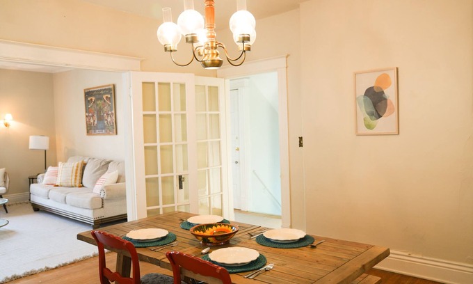 Bonnycastle House | Charming Highlands Apartment: Heart of Louisville