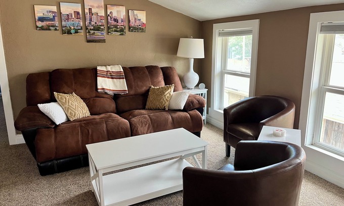 Sunnyside House | Charming historic House in cozy Sunnyside Neighborhood