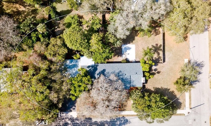 River District House | Charming Historic River District Cottage