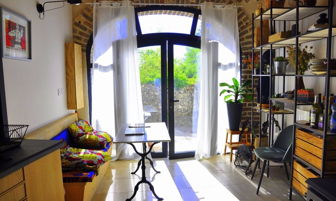 Allegre Les Fumades House | Charming house with stunning views