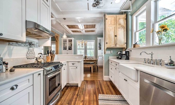 Historic District House | Charming Home in Heart of Ocala Historic District!