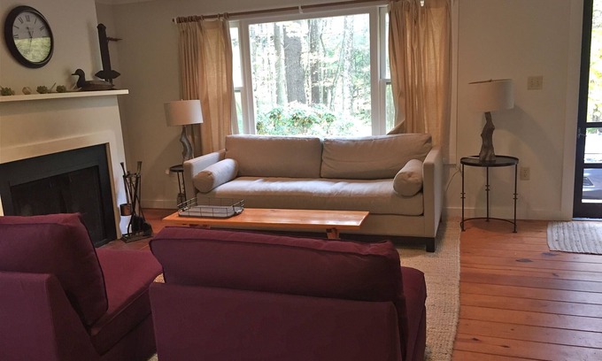 Glendale House | Charming home in private Beachwood Community on Lake Mahkeenac, Stockbridge