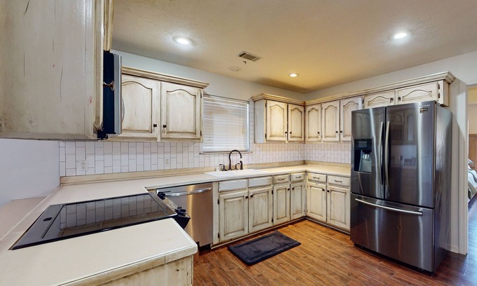 Conway House | Charming home with indoor fireplace, outdoor firepit, and private washer/dryer