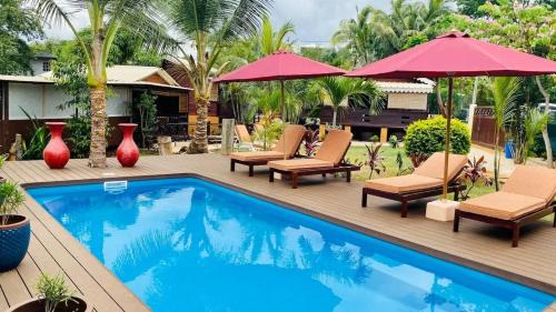 Albion House | Charming House in Albion with Shared Pool