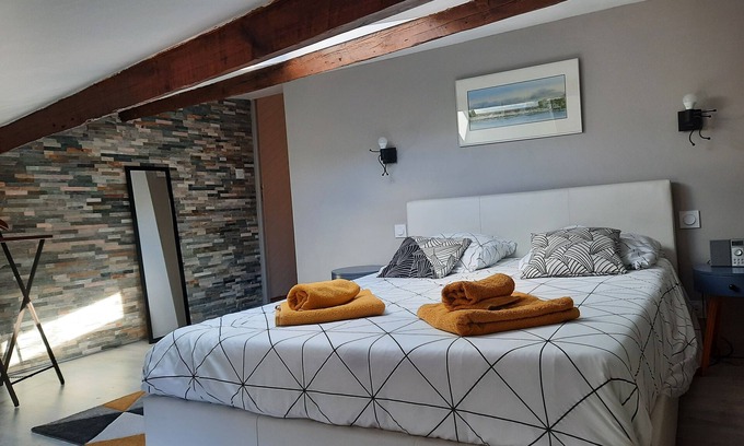 Royat House | Charming house with terrace and closed garage near the volcanoes