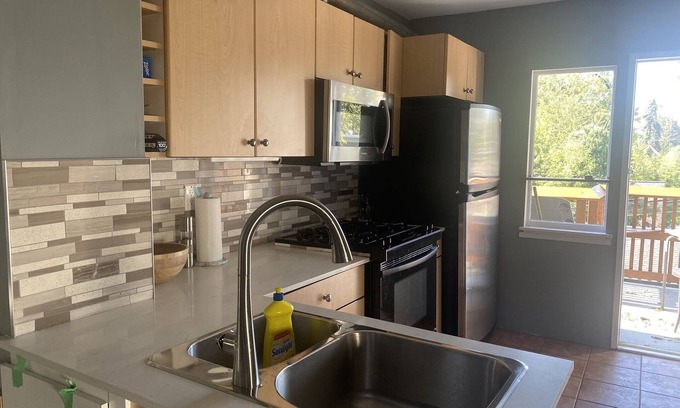 Kitsilano House | Charming Kitsalano Renovated Classic Home