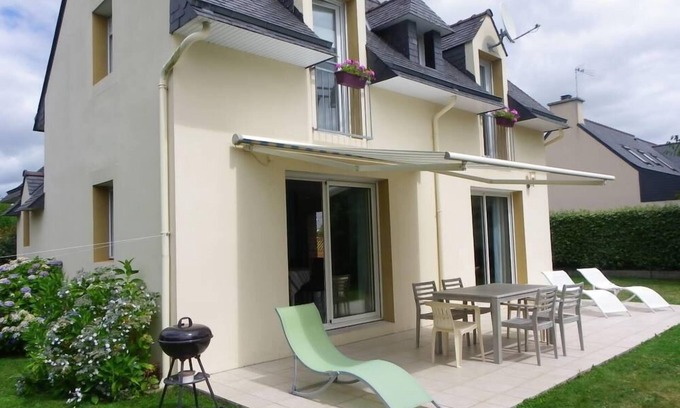 La Foret-Fouesnant House | Charming, light-filled 4* house, ideally located within walking distance of the port and the beach.