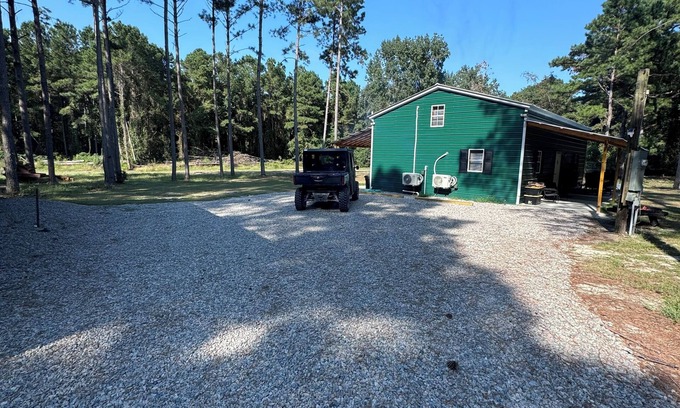 Belhaven Cabin | Charming lodge tucked in the woods of Hyde County