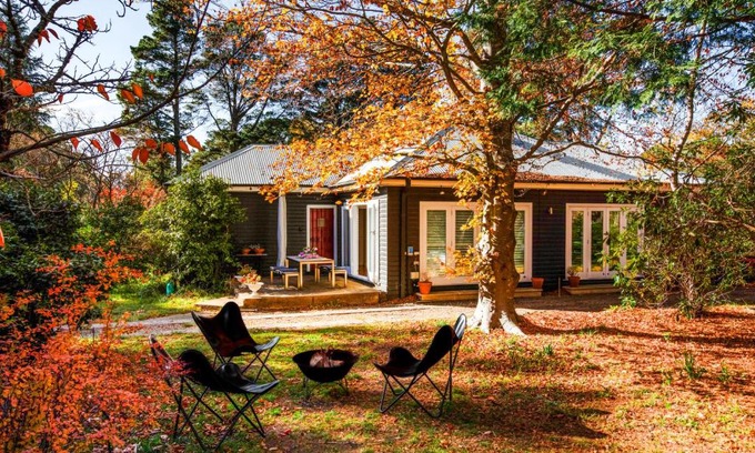 Blackheath House | Charming Moutain Cottage -Pet Friendly
