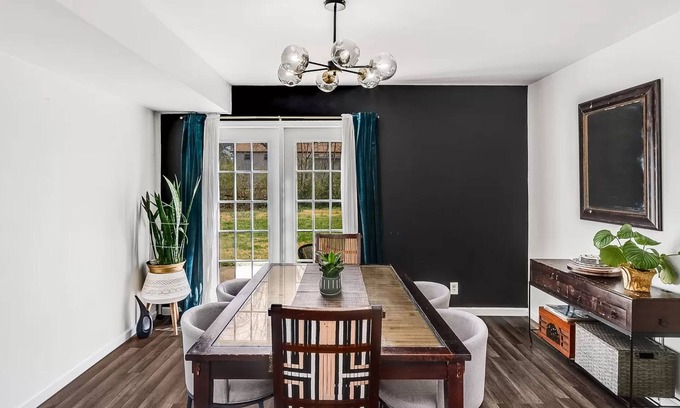 Antioch House | Charming Nashville retreat with modern amenities!
