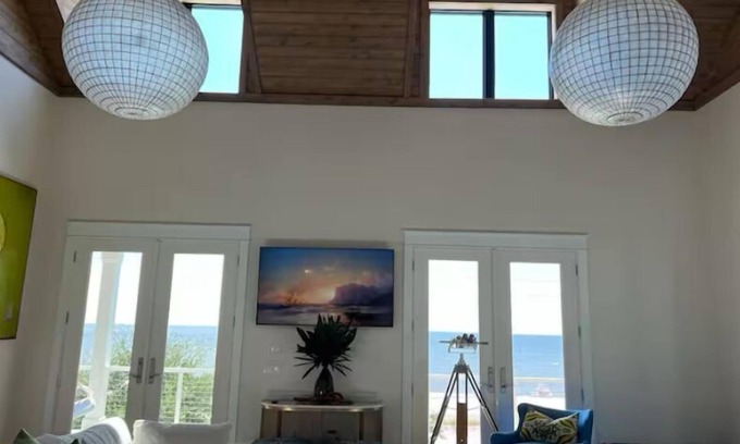 Waveland House | Charming, newly built, beachfront 3-bedroom house in wonderful Waveland