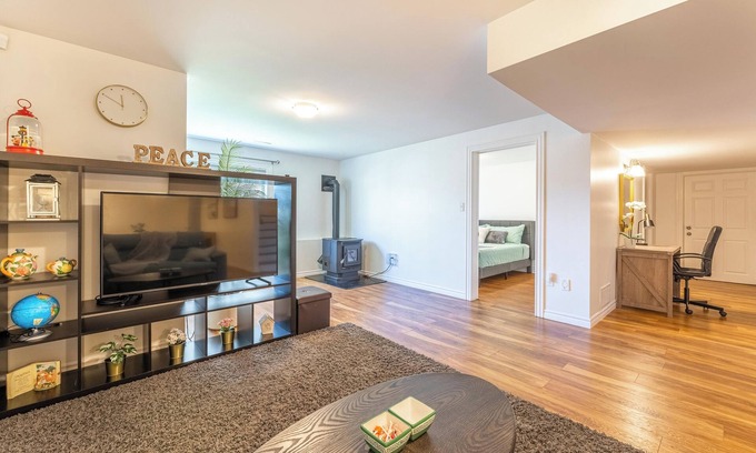 Halifax Apartment | Charming private basement suite with kingsize bed in brilliant Halifax