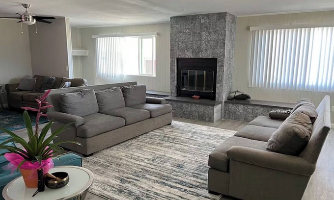 Desert Hot Springs House | Charming Ranch Style 3-bedroom house with WiFi and Game/Entertainment Room