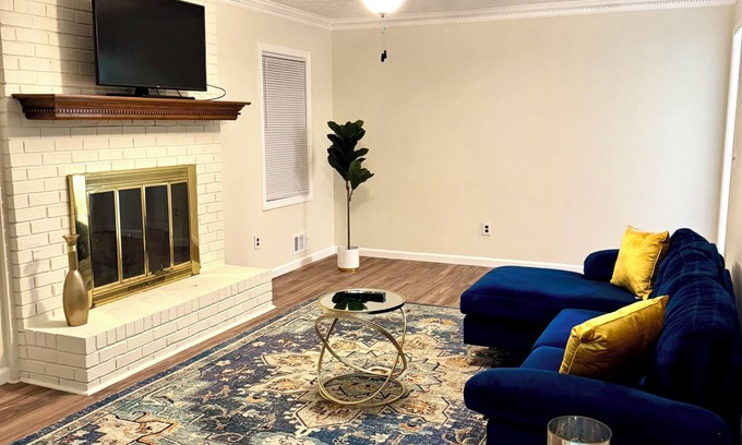 Conyers House | Charming Ranch The Whole Family Will Adore