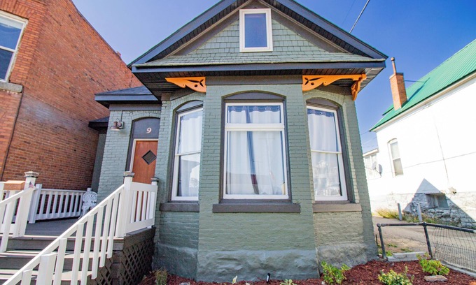 Butte House | Charming, renovated gem in uptown Butte