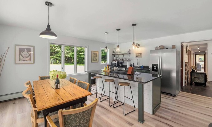 Stowe Hollow House | Charming & Renovated Stowe 4 BR Getaway