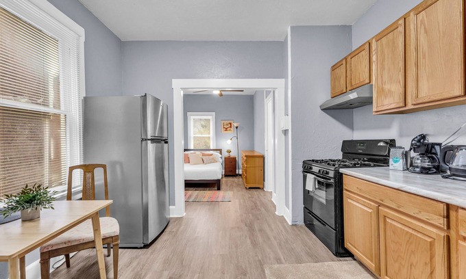 Cleveland Apartment | Charming Retreat in Historic Little Italy