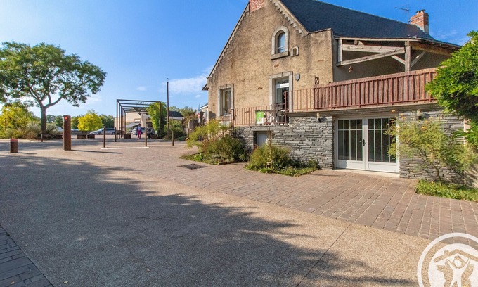 Bouchemaine Cottage | Charming Riverside Home in UNESCO Heritage Village with Modern Amenities & Near Angers