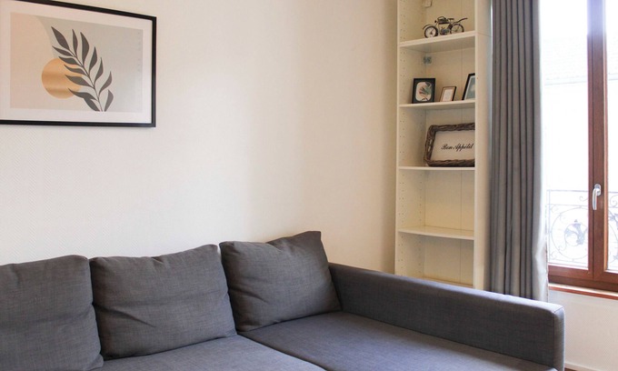 Les Puces de Saint-Ouen Apartment | Charming studio near Paris