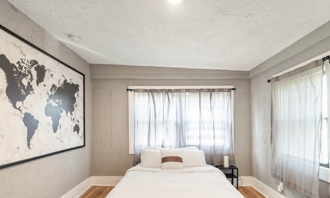 Alta Vista Apartment | Charming San Antonio Riverwalk & San Antonio Stay!