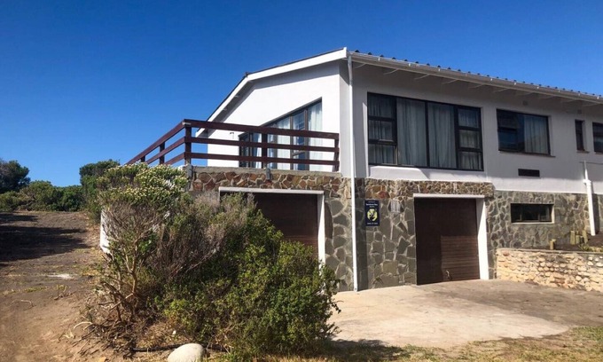 Betty's Bay House | Charming Self-Catering Home with Beach and Lake Access
