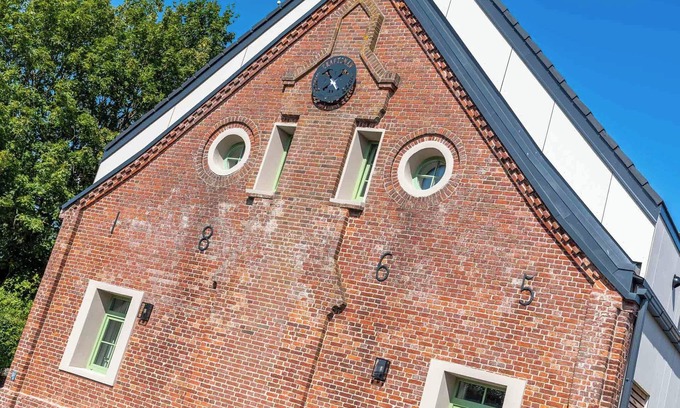 Tating Apartment | Charming serviced apartments in the old school in Tating - just a few minutes from