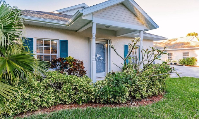 Heritage Oak Park House | Charming, Single Level Vacation Home Located in an Active Community