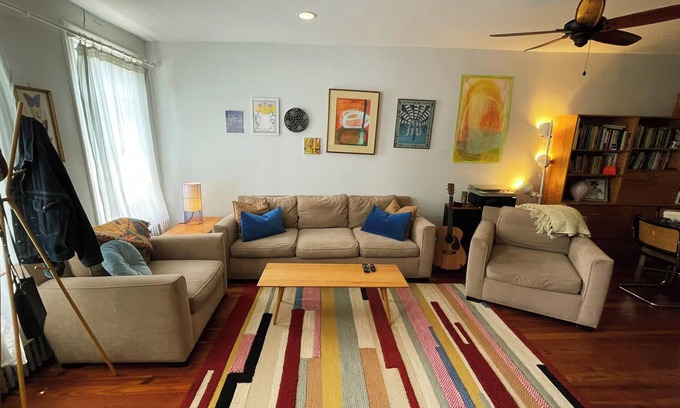 Whitman House | Charming South Philly House with yard, BBQ, art studio <3