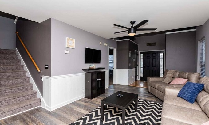 North Charleston House | Charming, Spacious, Ideal 4 Groups Near Charleston