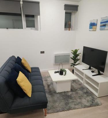 Golders Green Apartment | Charming Studio in Central London