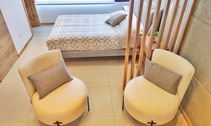 Quito Apartment | Charming Studio Quito Carolina Coliving Ecuador