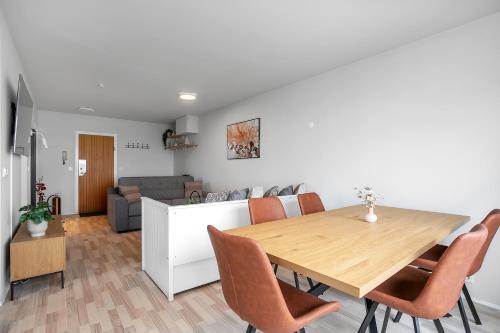 Laugardalur Apartment | Charming Studio - Stunning Panorama View