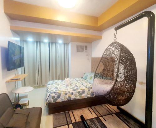 Project 8 Hotel | Charming Studio With City Views