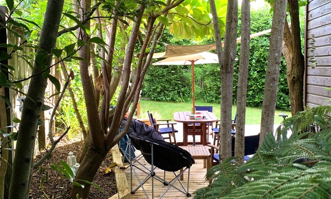 Richmond House | Charming Sunny Family House - Bird's Nest
