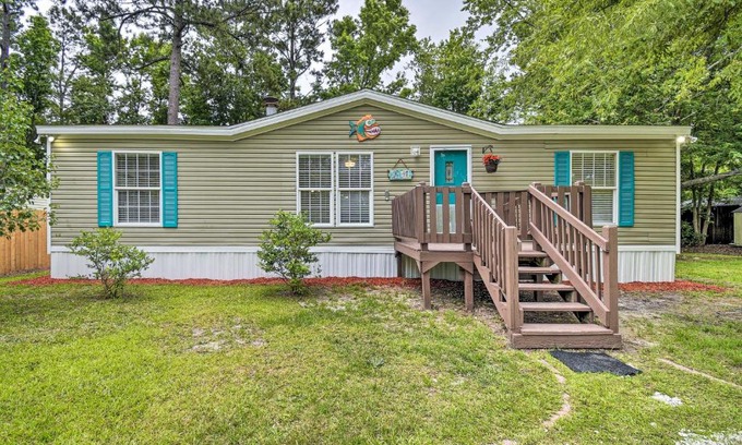 Supply House | Charming Supply Home Less Than 2 Mi to Holden Beach!